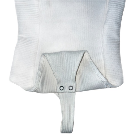 Ribbed American Eagle 2 Piece Bodysuit Top - Picture 4 of 11